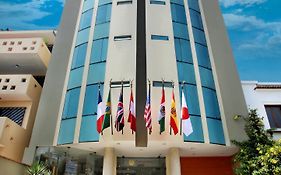 Embajadores Hotel